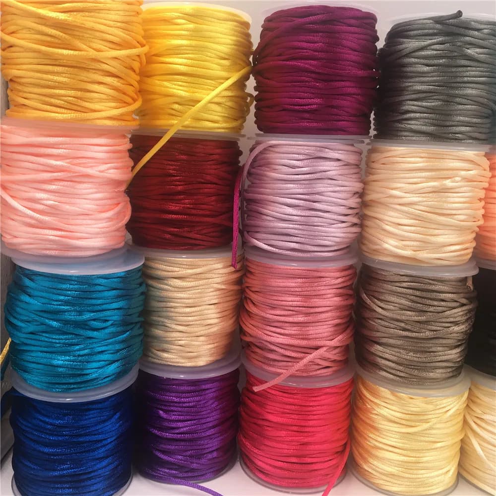 Fio de cetim colorido rattail, 2mm, nó chinês, pulseira de macrame, corda trançada, faça você mesmo, borlas, fio de miçangas, 10-225 metros