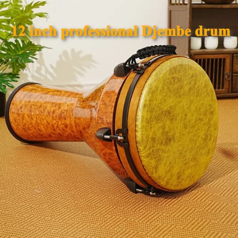 Tambor africano de 12 polegadas em PVC, profissional, Djembe drum, com superfície de pele amarela e detalhes em marrom.