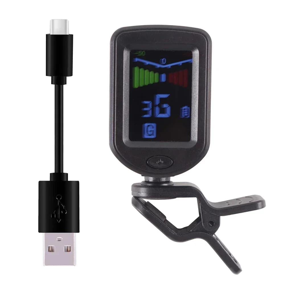 Afinador digital de clip-on para guitarra, recarregável, com tela LCD colorida, conectado a um cabo USB.