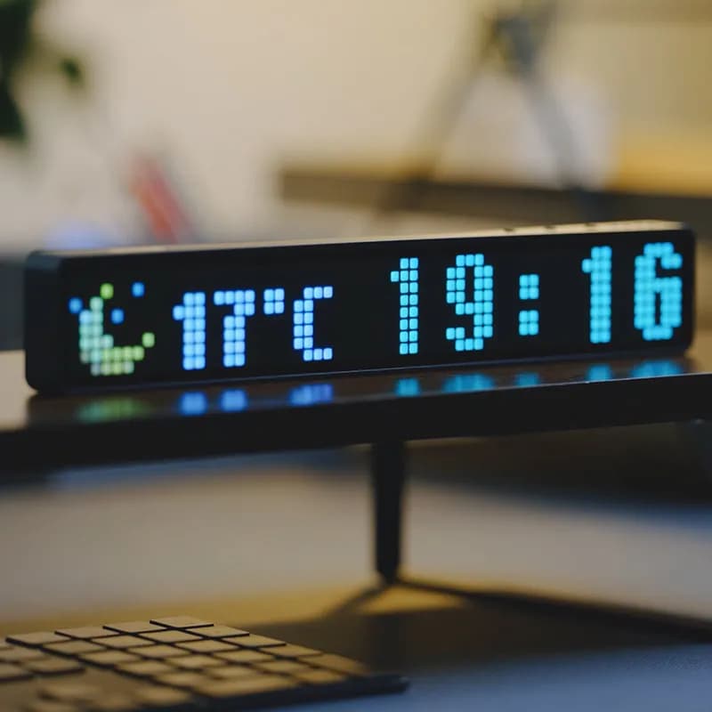 Relógio Digital de Mesa com Display de Rede WiFi LED Dot Matrix Pixel Clock e Luz Rítmica Ativada por Som com Previsão do Tempo