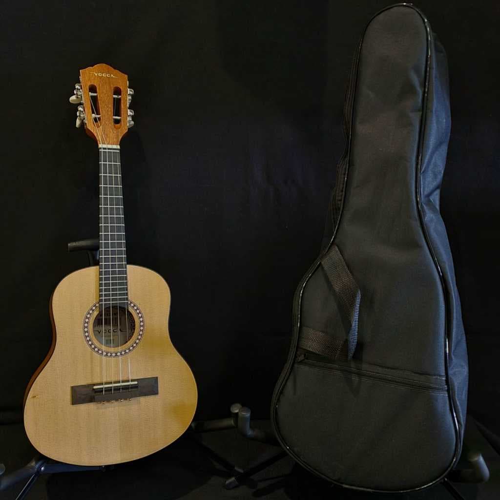 Cavaco/Cavaquinho Acústico Natural VCC-620 NT Vogga + Capa Para Cavaco/ Cavaquinho Luxo C&D