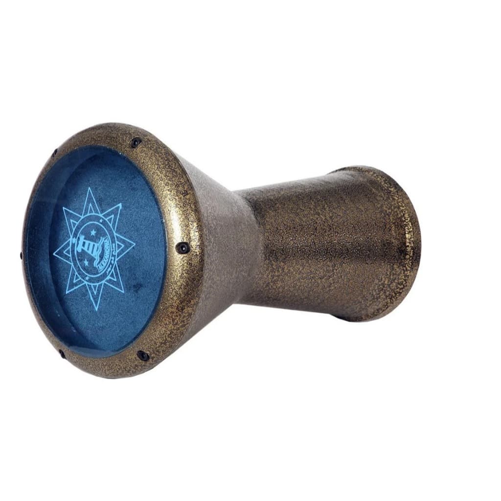 Derbak de djembe com pele azul e logotipo branco, bronze e dourado, isolado em fundo branco