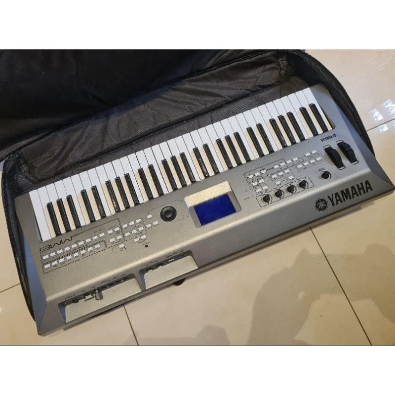 Teclado Yamaha MM6 Sintetizador + Bag