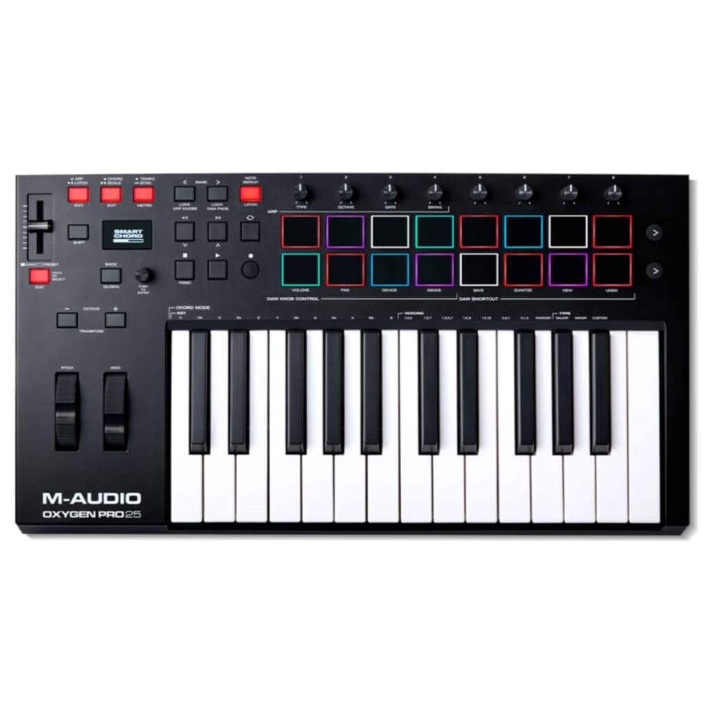 Teclado Controlador MIDI M-Audio Oxygen Pro 25 Display Led 25 Teclas Semi-Pesadas