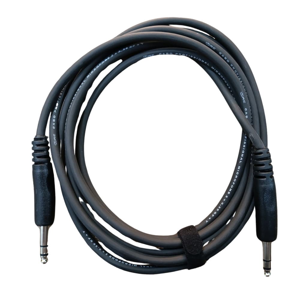 Cabo para guitarra P10 x P10 3,05 metros, preto, enrolado, conectores P10 visíveis