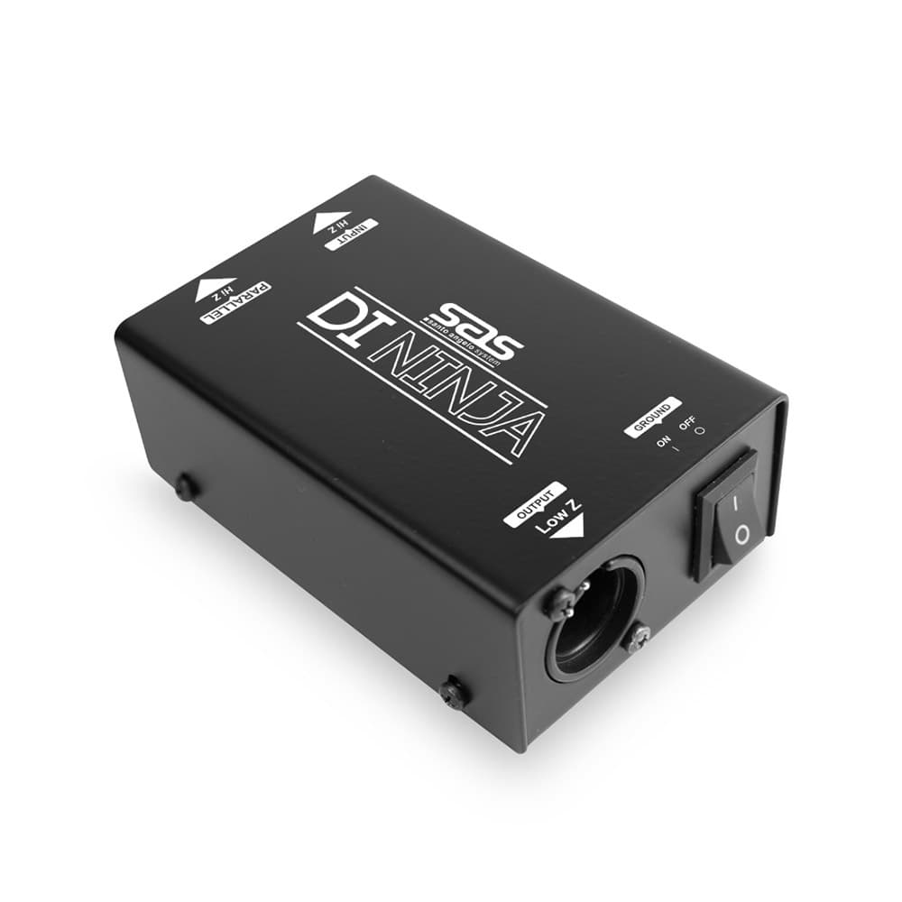 Direct Box Santo Angelo Passivo Preto Di Ninja com botão liga/desliga e entrada XLR