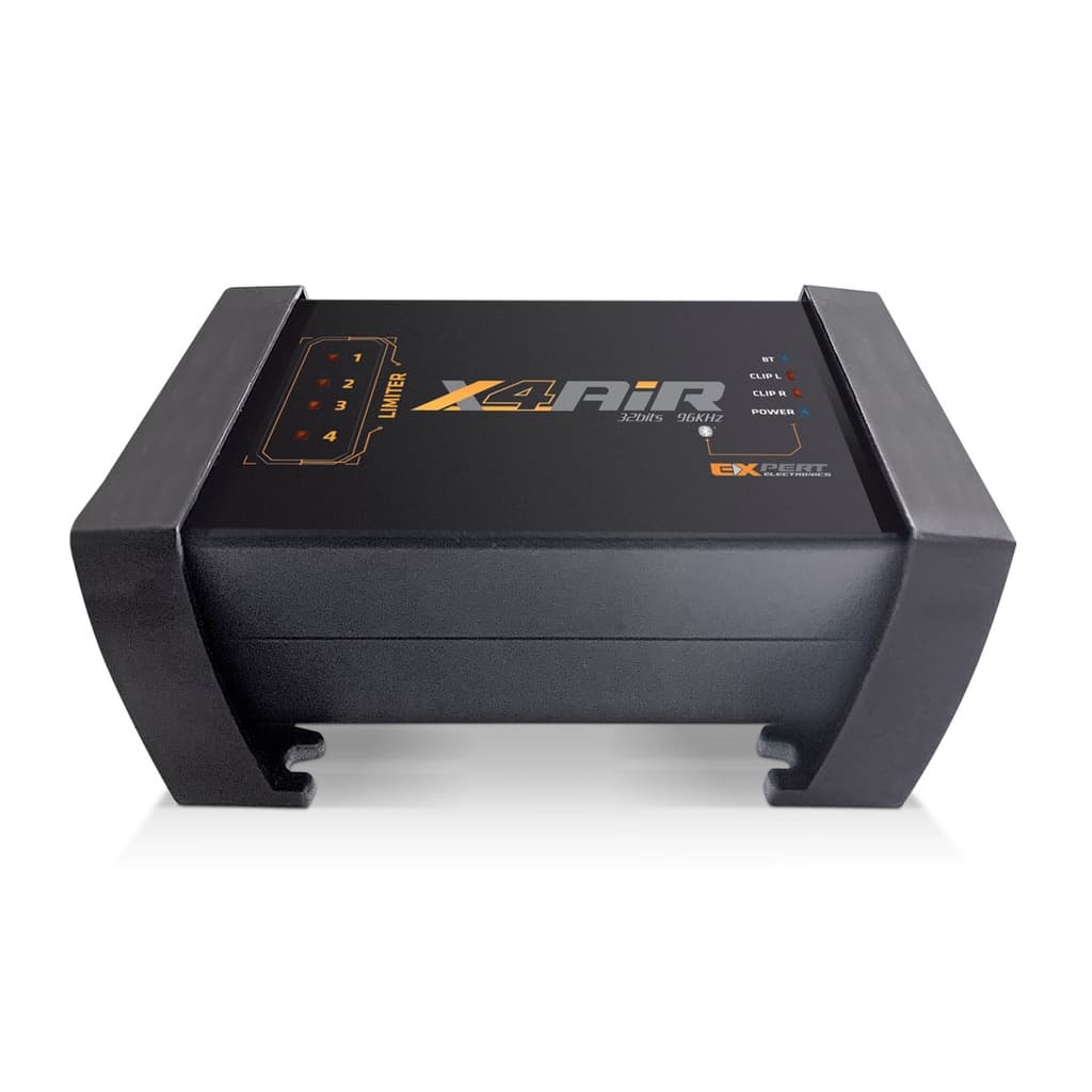 Processador de áudio automotivo Expert X4 Air em preto com logo X4 AIR e botões numerados