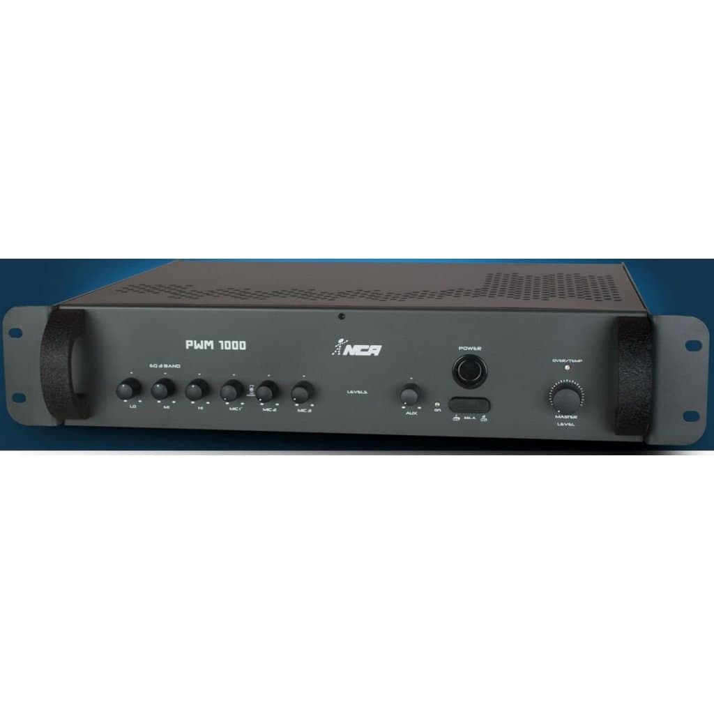 Pré-amplificador mixer PWM 1000 NCA em fundo azul, dispositivo preto com botões e controles de ajuste, texto PWM 1000 e logotipo NCR