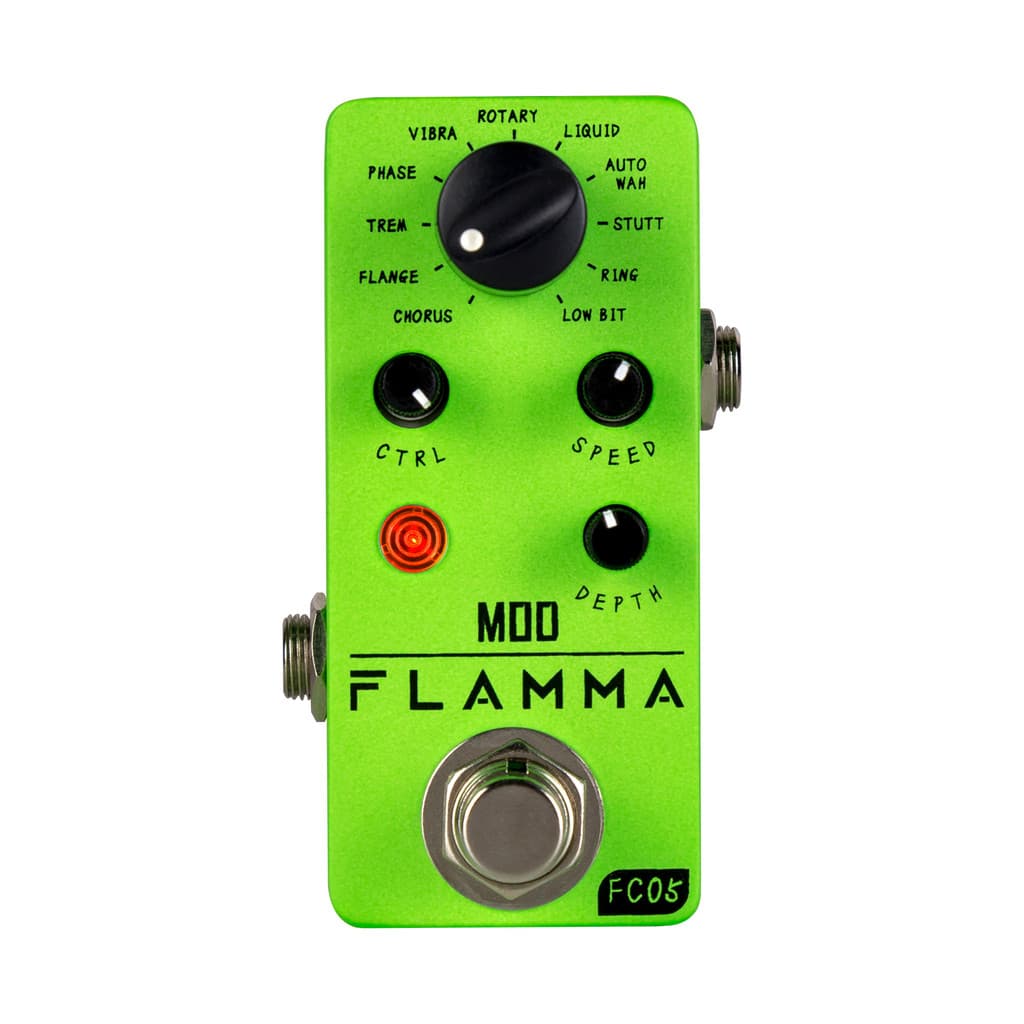 Pedal de efeitos FLAMMA FC05 verde neon com controles pretos e botão de ativação vermelho