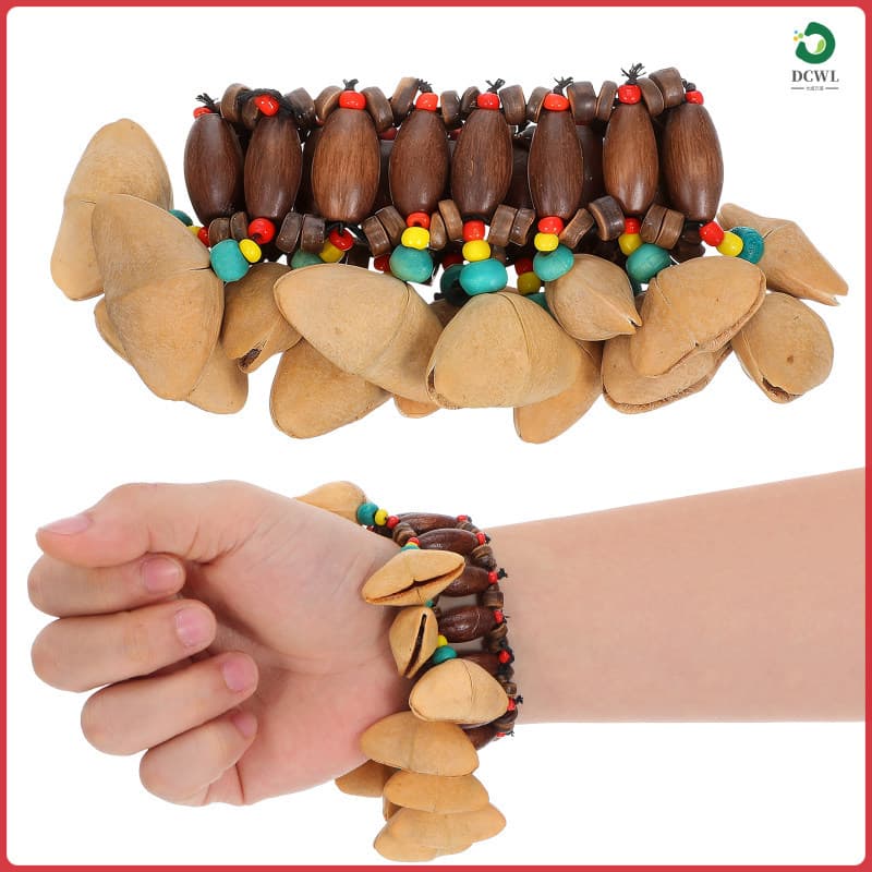 Bracelet de pulso estilo tribal com conchas e contas coloridas