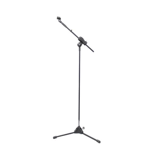 Pedestal de microfone com cachimbo preto contra fundo branco