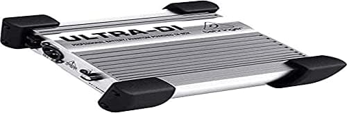 Caixa direta Behringer Di100, frontal, em fundo branco