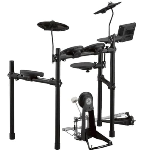 Bateria eletrônica DTX 452K Yamaha preta com módulos e pedais