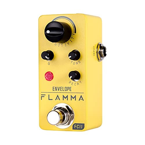 Pedal de Efeito FLAMMA FC11 Envelope para Guitarra, Amarelo, True Bypass, Controles de Sensibilidade, Tonalidade e Decaimento