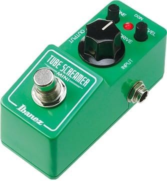 Pedal overdrive Ibanez Tube Screamer Mini verde para guitarra, com controles Tone, Level, Overdrive e footswitch metálico.