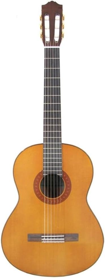 Violão acústico Yamaha C 70II natural com cordas de nylon, corpo claro e braço escuro.