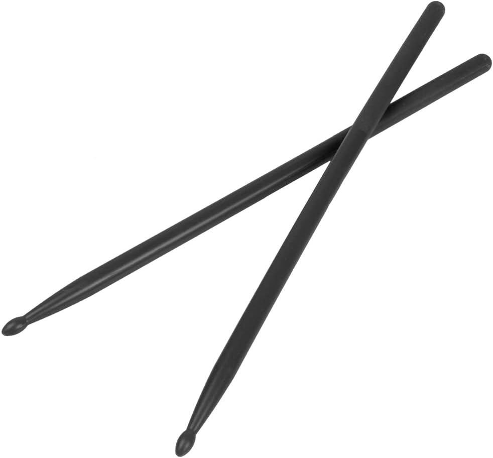 Par de baquetas de bateria OriGlam 5A com ponta de nylon preta em fundo branco, vista lateral