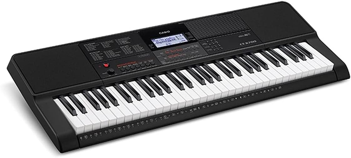 Teclado musical Casio CT-X700 preto com 61 teclas sensíveis ao toque, painel com display LCD e botões de controle, alto-falantes embutidos.