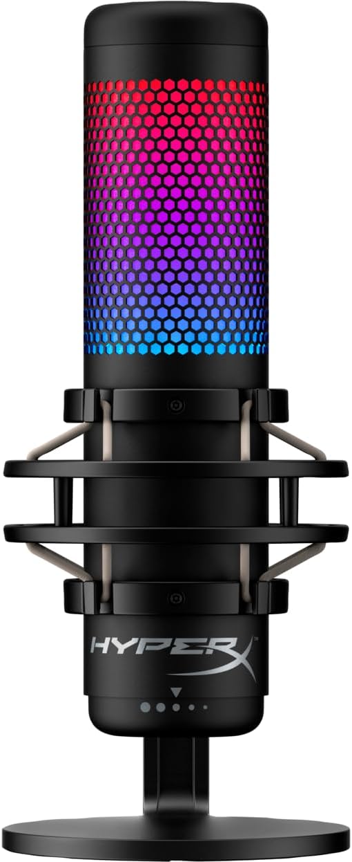 Microfone condensador USB HyperX QuadCast S com RGB personalizável, suporte anti-vibração e base circular preta.