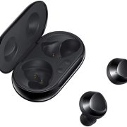 Samsung Galaxy Buds+ fones de ouvido in ear Bluetooth pretos com estojo de carregamento aberto
