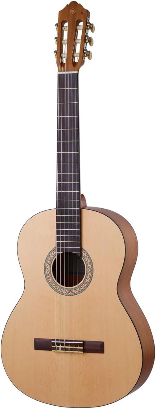 Violão clássico Yamaha C40MII acústico com cordas de nylon, acabamento natural fosco e logo Yamaha na cabeça