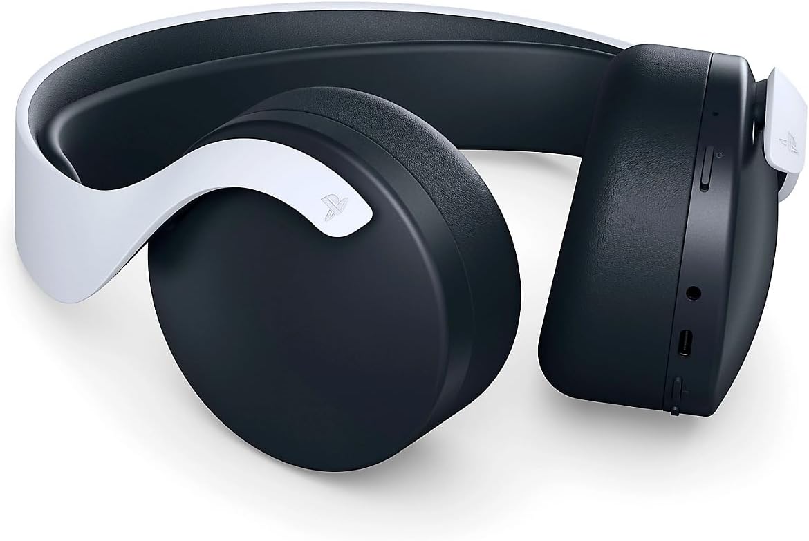 Headset PlayStation Pulse 3D vista lateral com controles e entrada USB tipo C para PS5