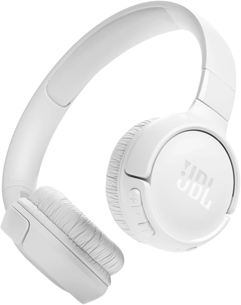 JBL Tune 520BT fones de ouvido on-ear sem fio na cor branca com almofadas acolchoadas e design moderno.