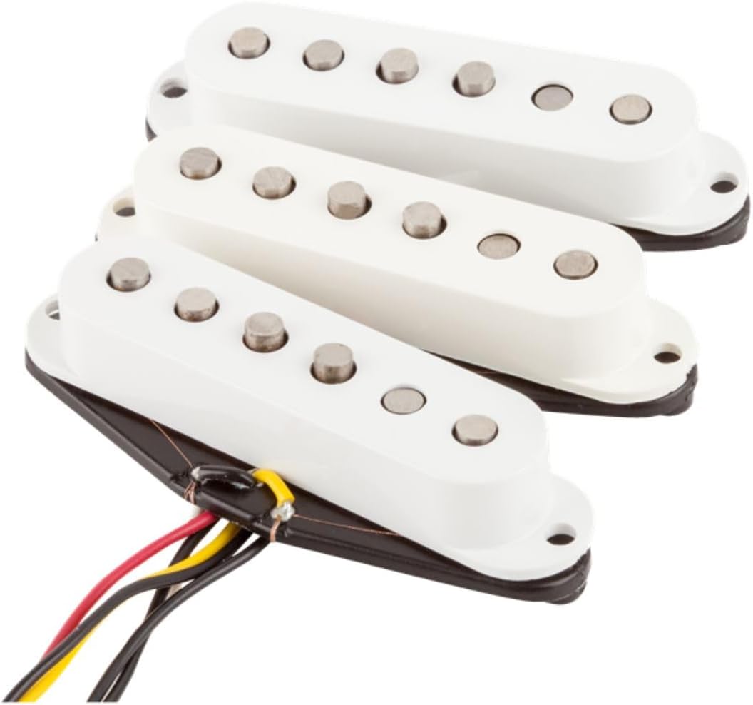 Três captadores Fender Tex-Mex Stratocaster single coil brancos com cabos coloridos