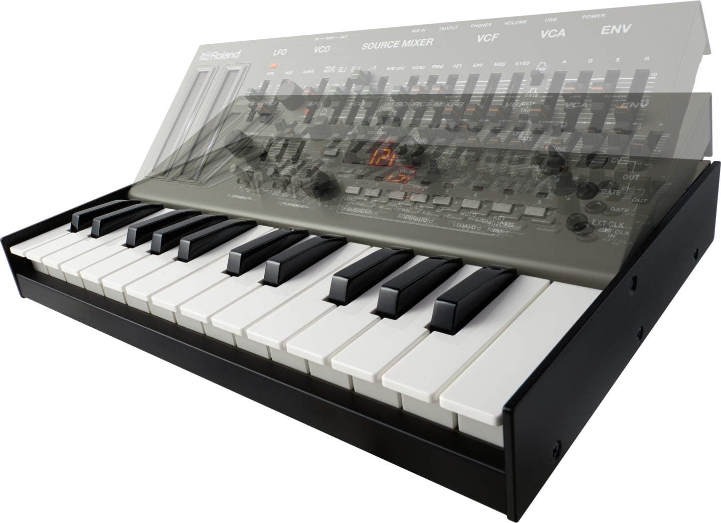Teclado Roland K-25M com módulo sintetizador analógico Roland sobreposto, teclas sensíveis à velocidade