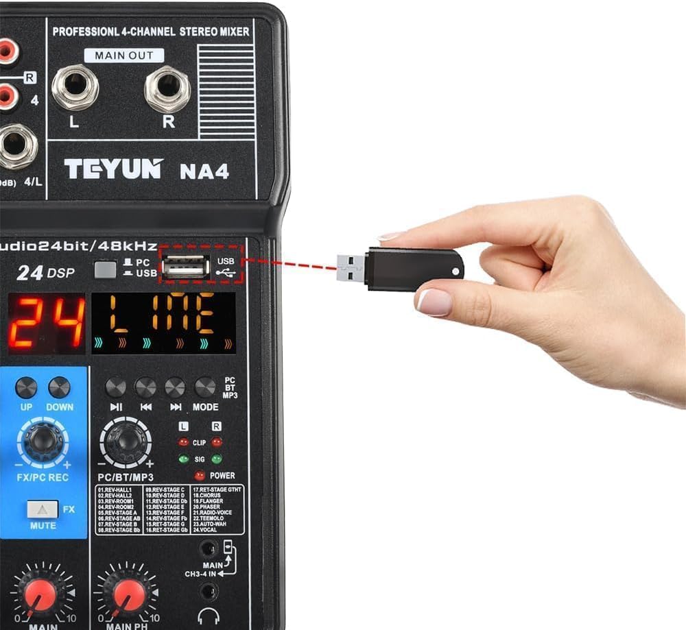 Mixer TEYUN NA4 com entrada USB para pendrive, display digital e controles de efeitos e volume