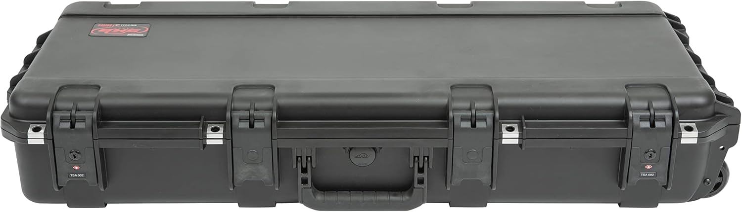 Estojo rígido preto SKB 3I-3614-Tkbd para teclado 49 notas à prova d'água