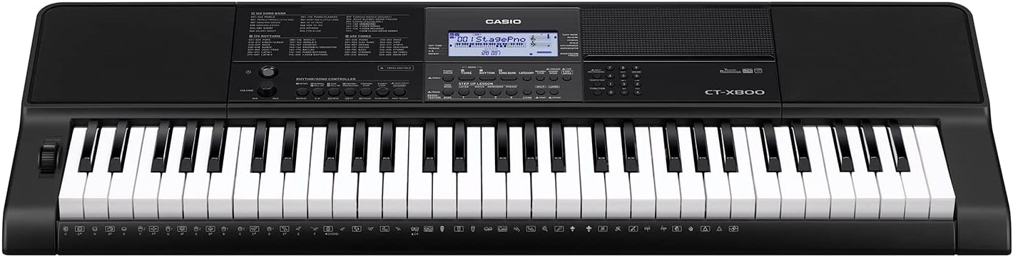 Teclado Casio CT-X800 com 61 teclas preto, painel LCD e alto-falantes
