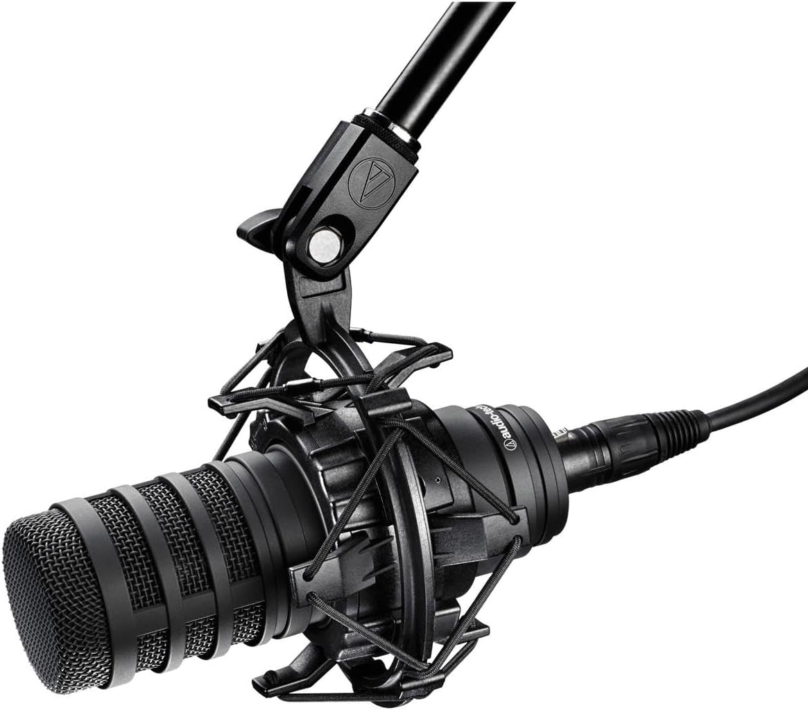 Microfone Audio-Technica BP40 preto com suporte anti-choque e cabo XLR