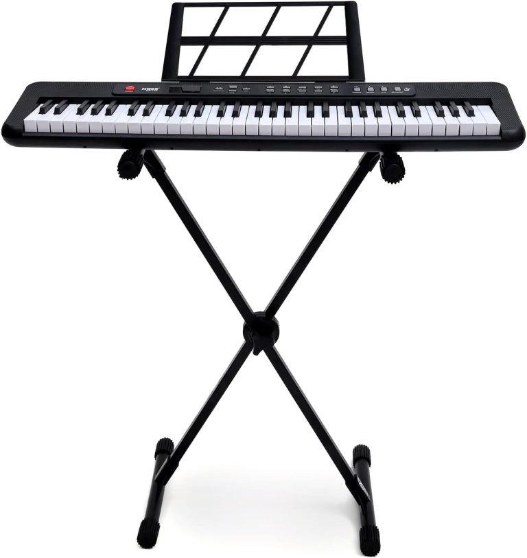 Teclado musical Kobe KB-150 preto com 61 teclas e suporte em X ajustável.