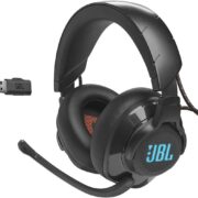 Headset gamer JBL Quantum 610 preto wireless com microfone e luz azul no logo