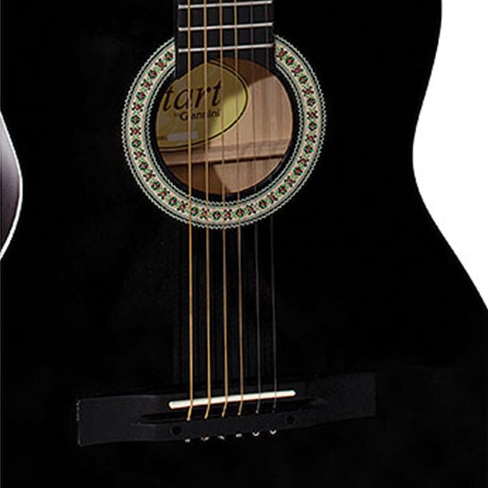 Detalhe da boca do violão Giannini Start S-14 preto com roseta colorida e cordas de aço.