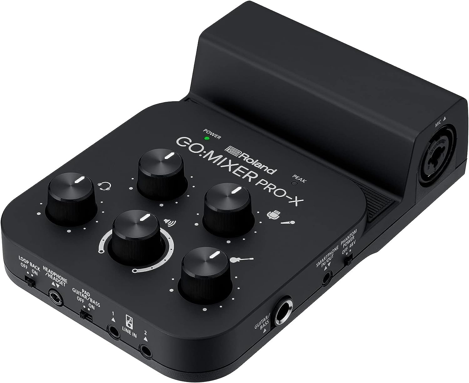 Interface Roland GO:MIXER PRO-X vista em ângulo mostrando controles e entradas de áudio