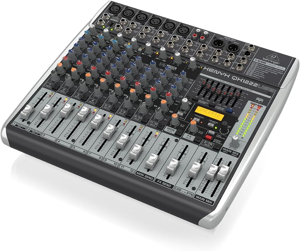 Behringer QX1222USB Mesa de Som com 12 canais e display digital vista lateral esquerda