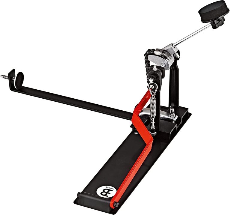 Pedal Meinl para cajon, ativado pelo calcanhar com mola ajustável, estrutura preta e vermelha, bate-estaca preto.