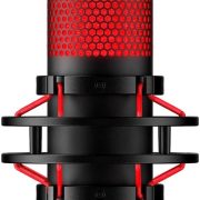 Microfone HyperX QuadCast gamer com base antivibração, iluminação vermelha e estrutura preta.