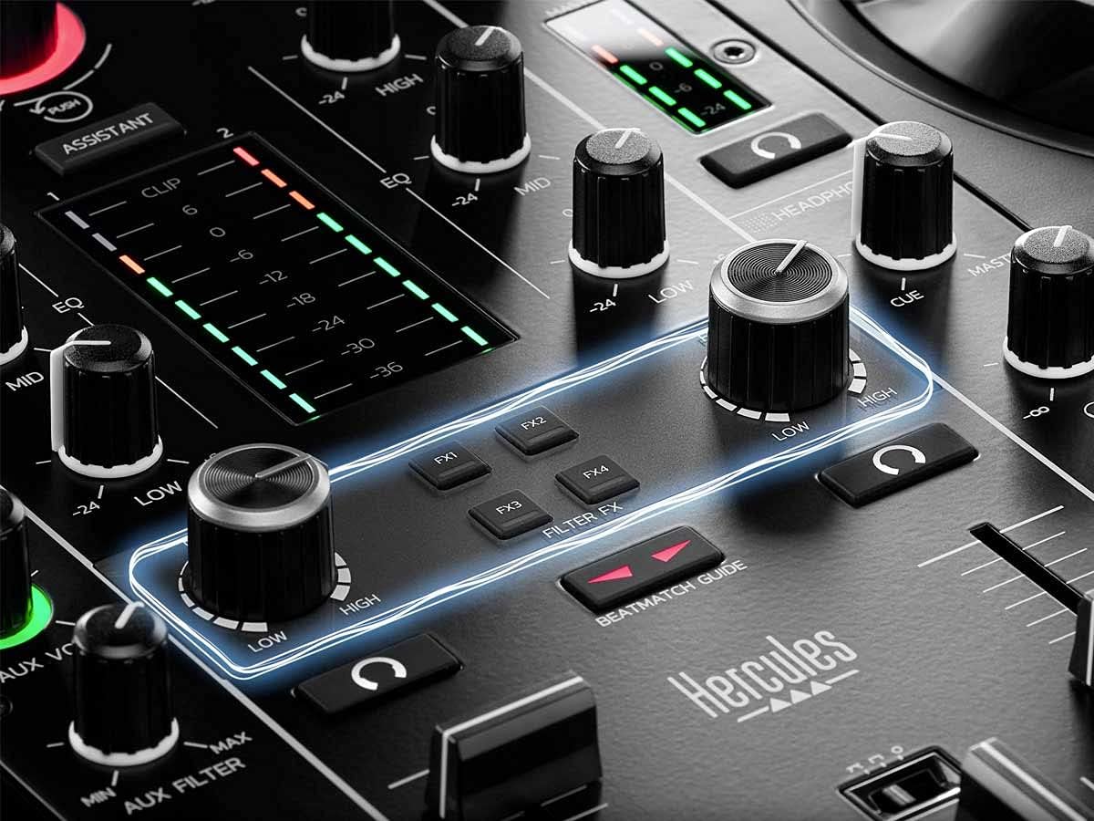 Painel de controle com equalizadores e efeitos do Hercules DJ Control Inpulse 500 controlador DJ USB.