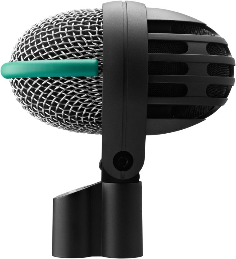 Microfone dinâmico AKG D112 MKII preto para instrumentos graves com grade metálica e detalhe verde