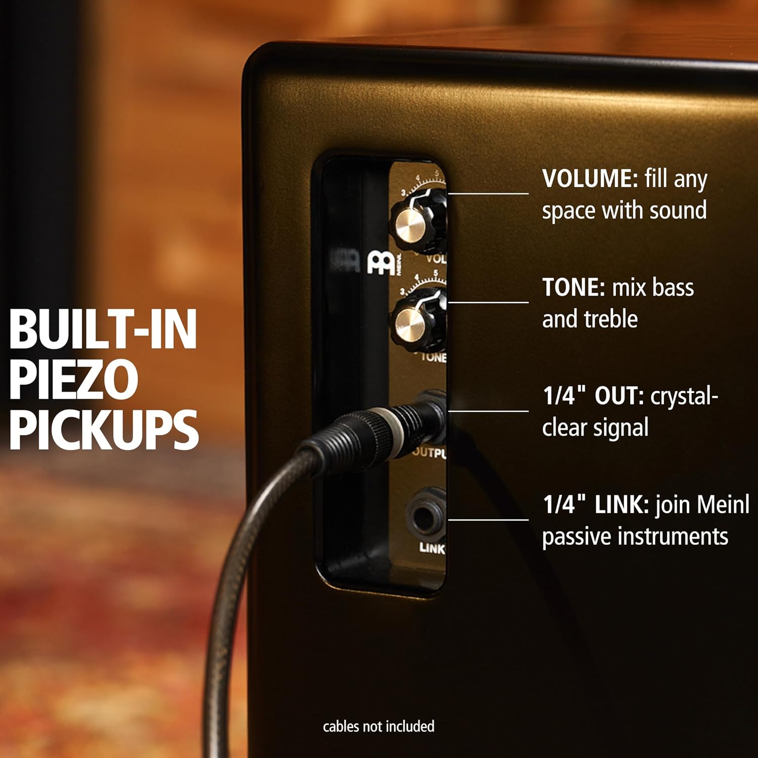 Controle do captador piezo embutido do cajon Meinl PWCP100MB com ajustes de volume e tom, entradas e saídas 1/4"
