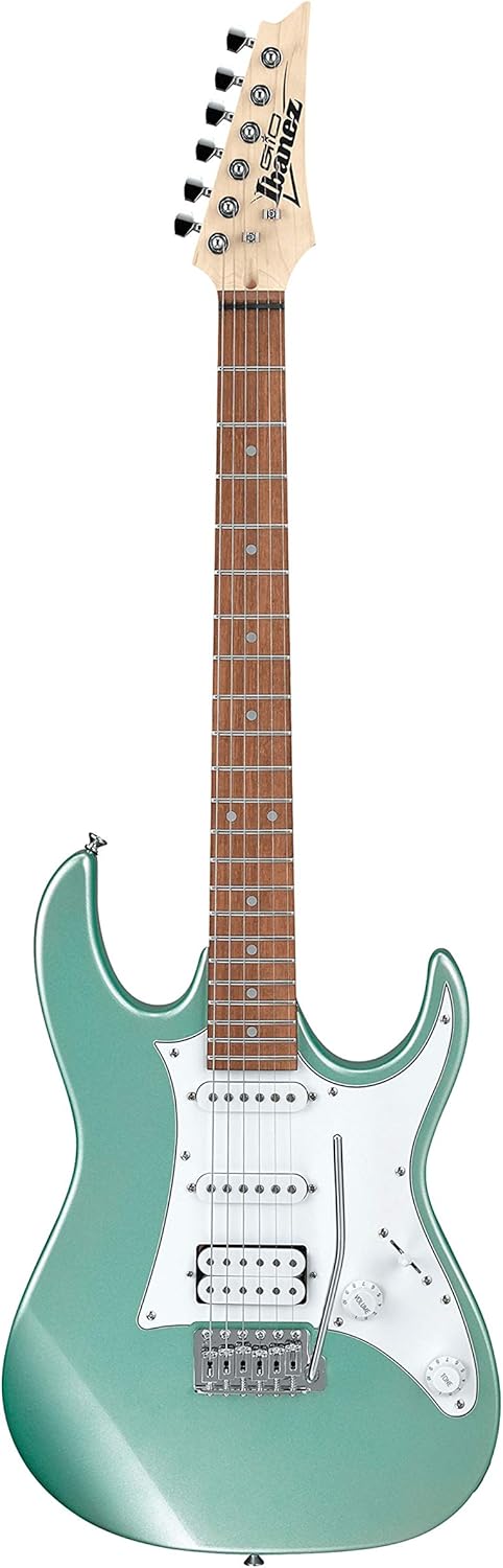 Guitarra Ibanez Gio GRX40 verde claro metálico com captadores brancos e braço de madeira clara.