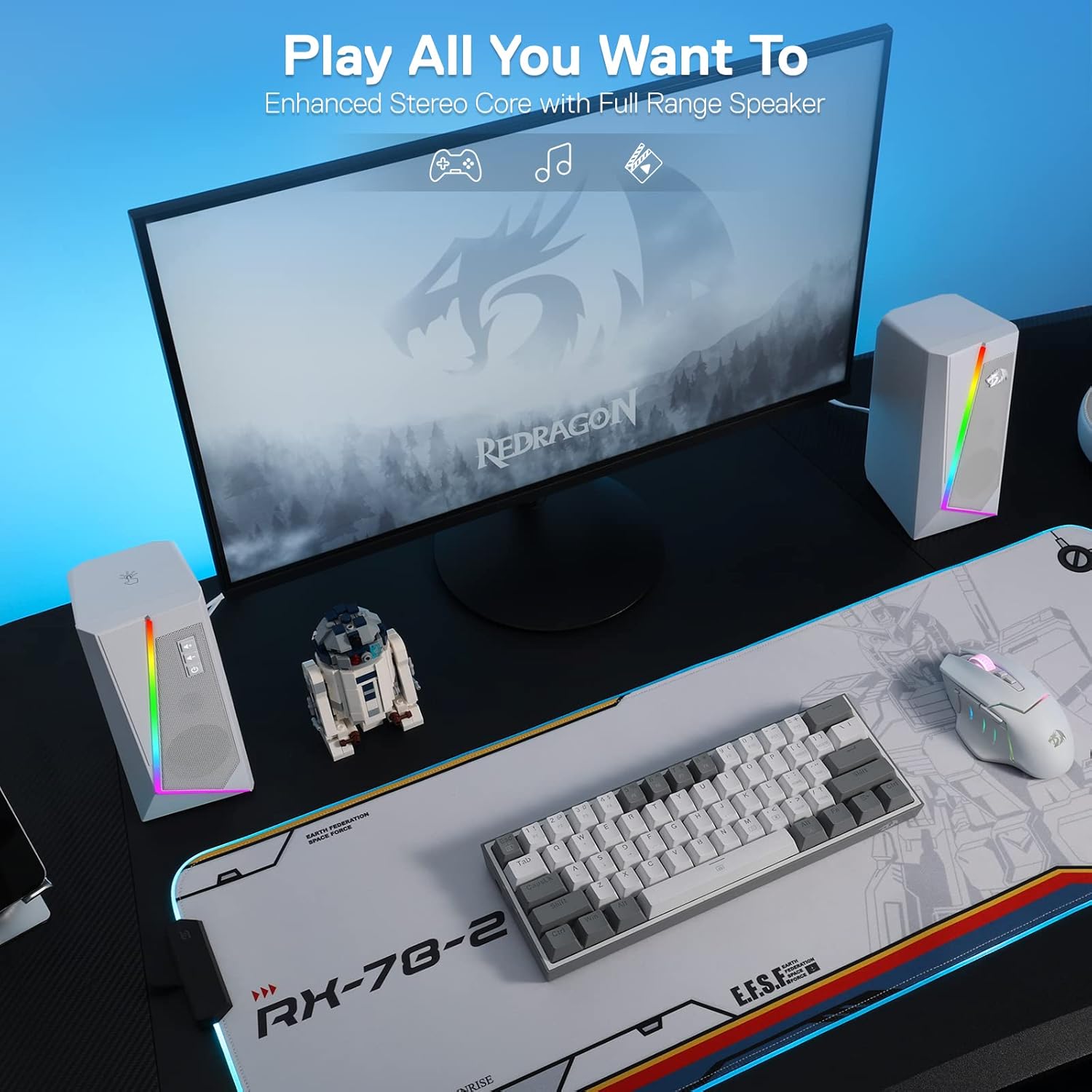 Setup gamer com caixas de som Redragon Anvil RGB GS520W branca com iluminação RGB e som estéreo