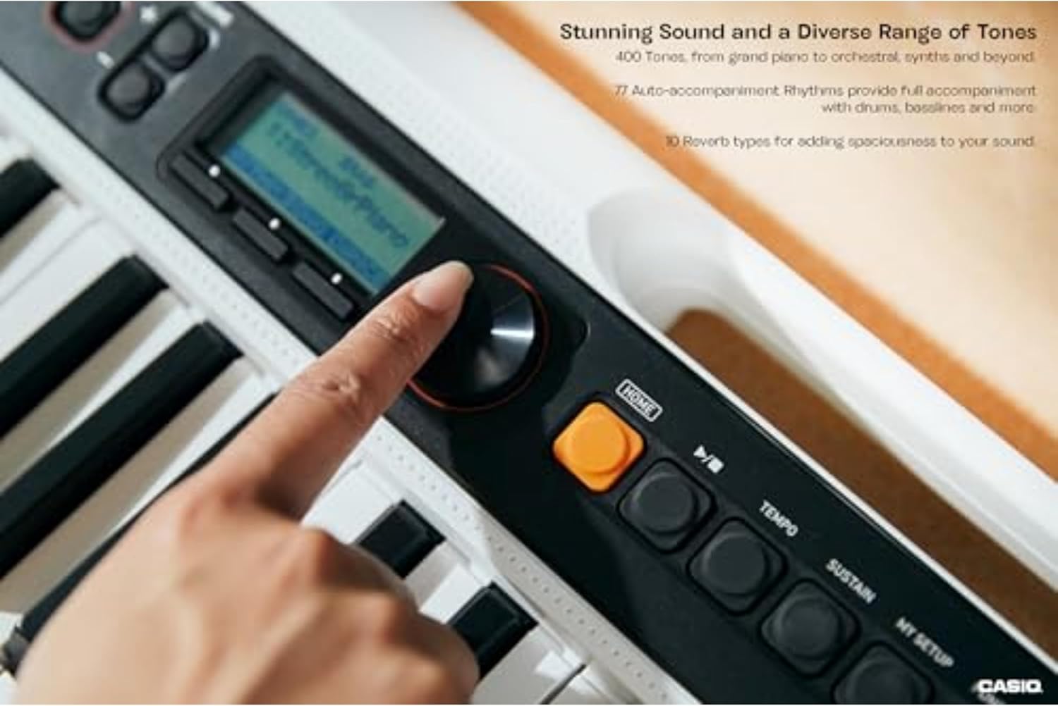 Painel do teclado Casio CT-S200WE com botão giratório e texto sobre som e tons diversos