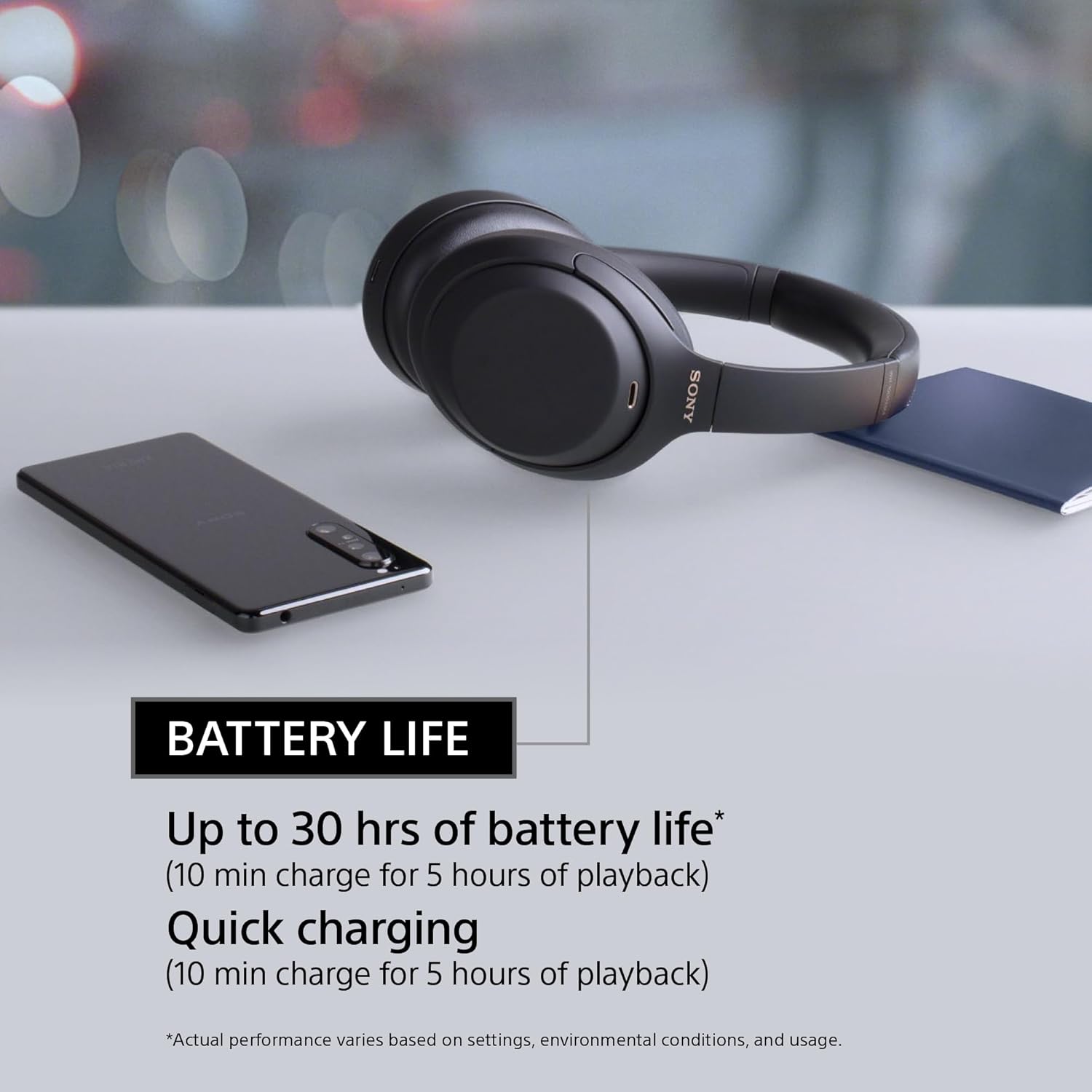 Fone Sony WH-1000XM4 preto com bateria de até 30 horas e carregamento rápido