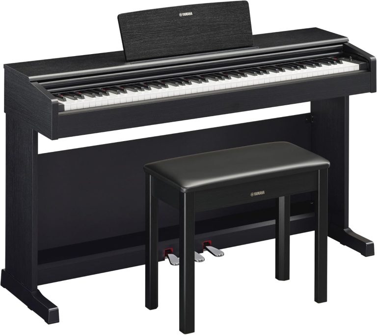 Piano digital Yamaha Arius YDP-145B preto com 88 teclas, banco estofado e 3 pedais
