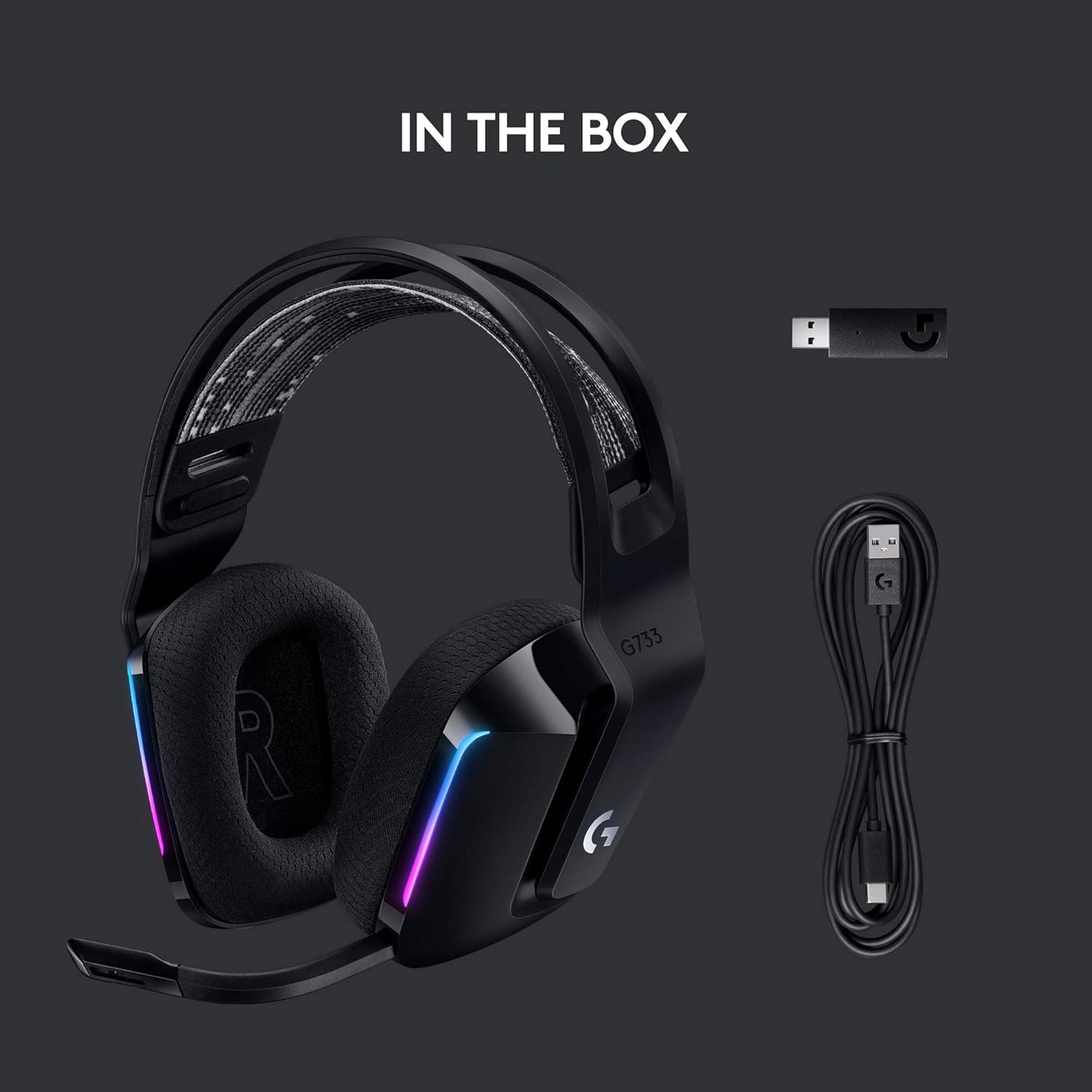 Conteúdo da caixa do headset gamer Logitech G733 com receptor USB e cabo de carregamento