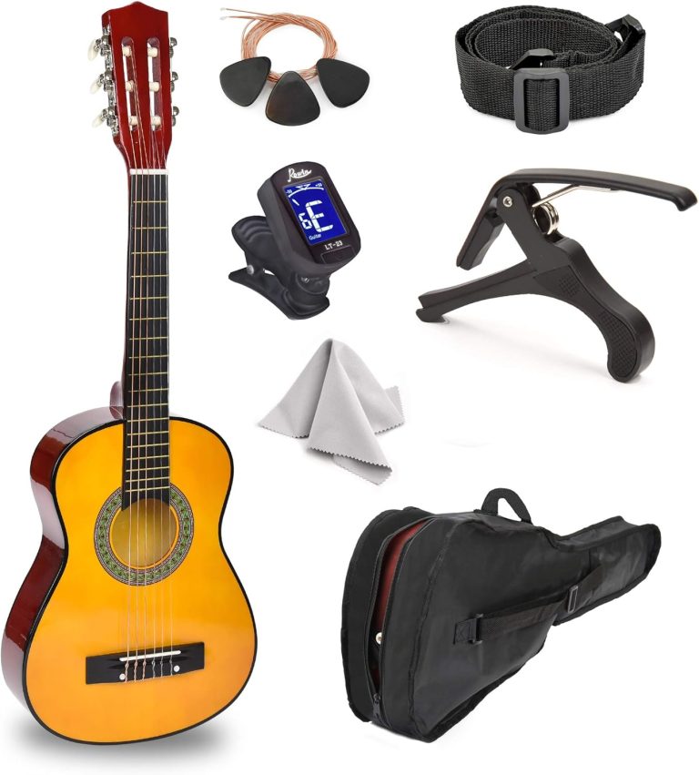 Guitarra infantil Master Play de madeira com acessórios completos em fundo branco